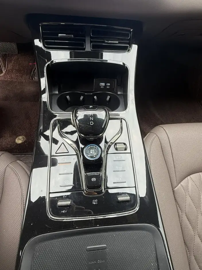 BYD Han DM 2025 Model DM-i 125KM Comfort Model – фото 9