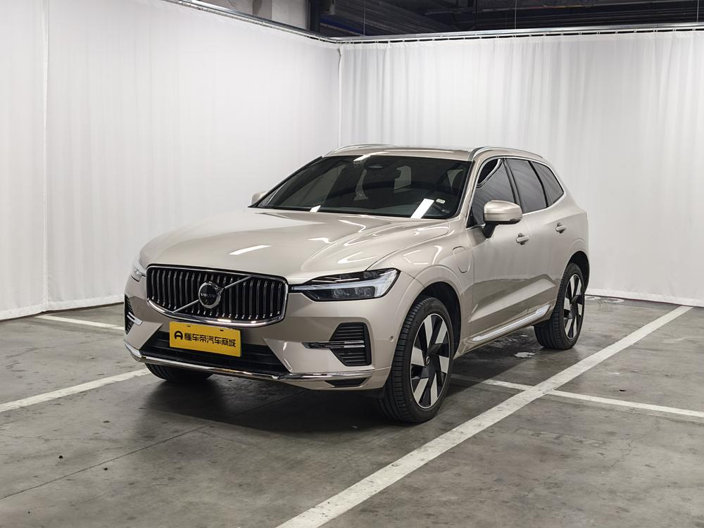 Volvo XC60 PHEV 2025 модификация T8 4WD Long Battery Life Pro Smart Range Deluxe Edition – фото 1