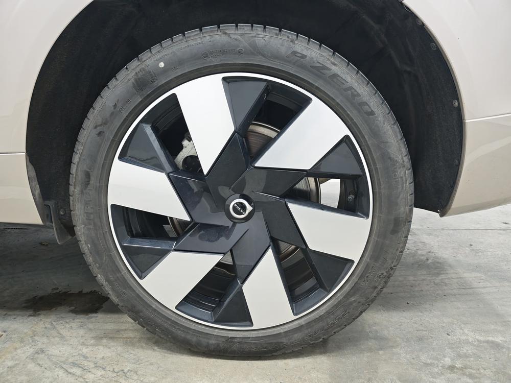 Volvo XC60 PHEV 2025 модификация T8 4WD Long Battery Life Pro Smart Range Deluxe Edition – фото 9