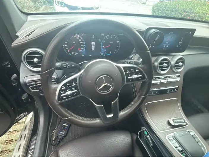 Mercedes-Benz GLC 2022 Model GLC 300 L 4MATIC Dynamic Model Collector Edition – фото 7
