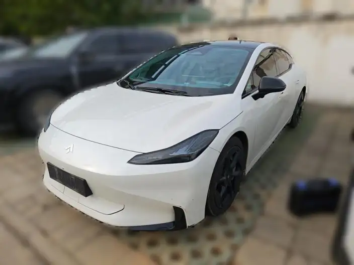 Hyper GT 2023 Model Facelift 710 Rear Drive Supercharged version Ternary lithium