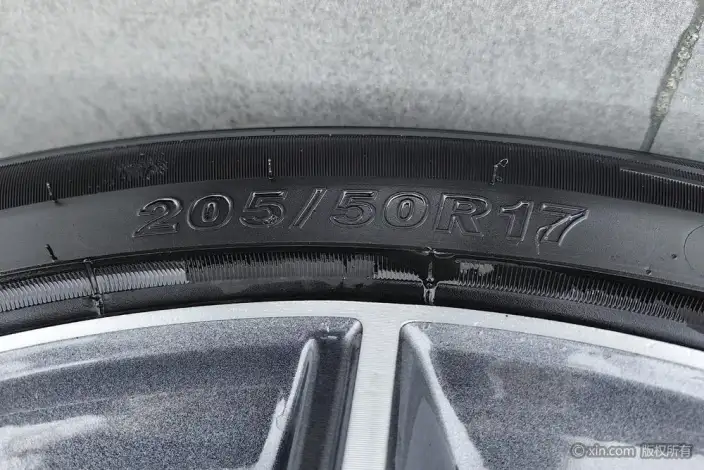Geely Emgrand 2022 Model No. 4 Gen 1.5L CVT Noble Model – фото 8