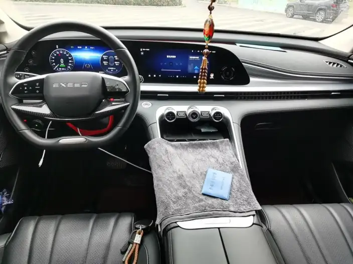 EXEED Lingyun 2024 Model Lynk 300T 2WD Star Glory Edition – фото 5
