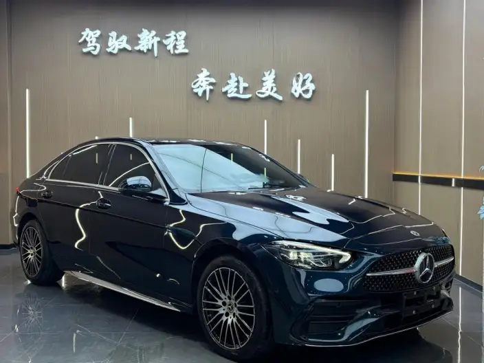 Mercedes-Benz C-Class 2024 Model C 260 L Sports Edition – фото 3