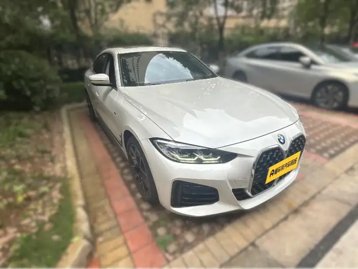 BMW 4 Series 2022 Model 425i Gran Coupe M Sports Set – фото 3