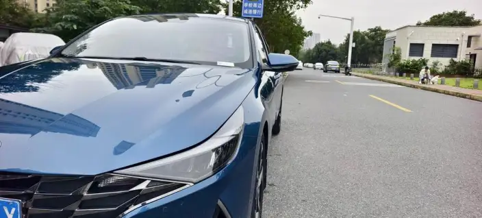 Hyundai Ioniq 2023 Model 1.5L CVT GLX Elite Edition – фото 10