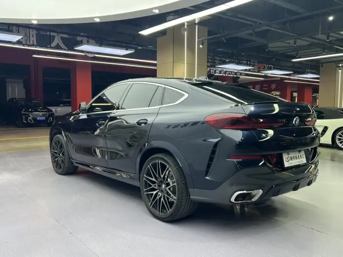 BMW X6 2023 Model Facelift xDrive40i M Sports Set – фото 4