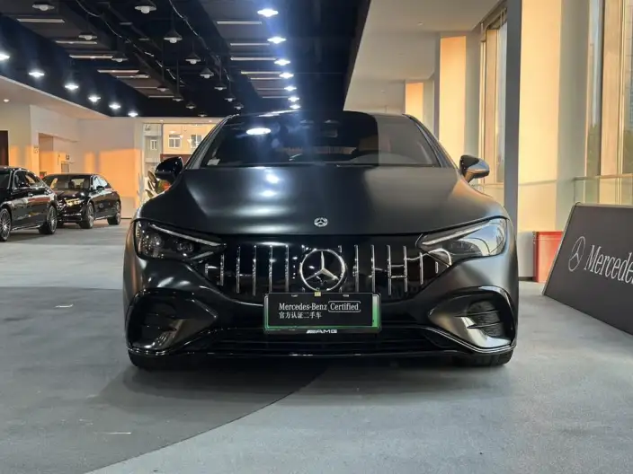 Mercedes-Benz EQE AMG 2023 Model EQE 53 4MATIC+ – фото 2