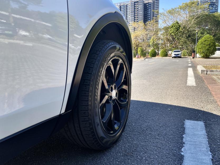 Land Rover Discovery Sport Модель 2018 года 240PS HSE Edition – фото 8