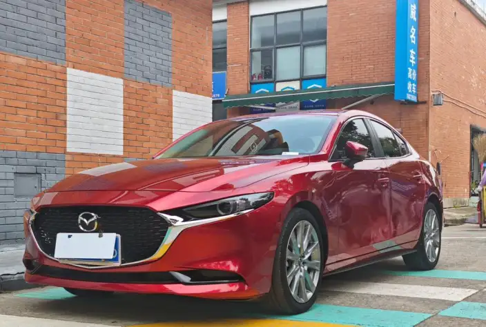 Mazda3 Axela 2023 Model 2.0L Automatic Zhi Shine Edition