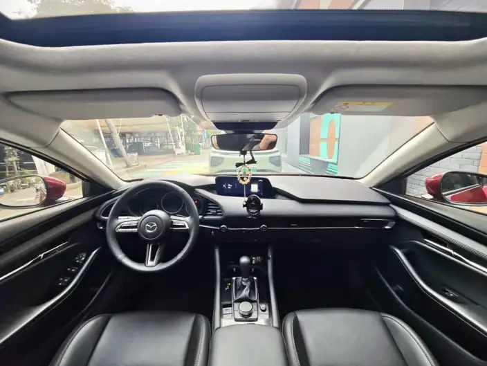 Mazda3 Axela 2023 Model 2.0L Automatic Zhi Shine Edition – фото 10