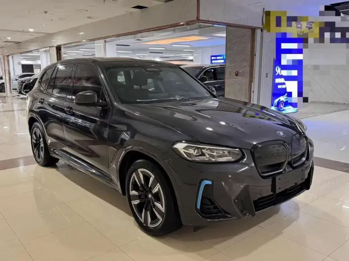 BMW iX3 2022 Model Leading Model – фото 3