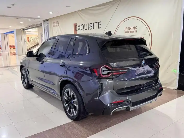 BMW iX3 2022 Model Leading Model – фото 4
