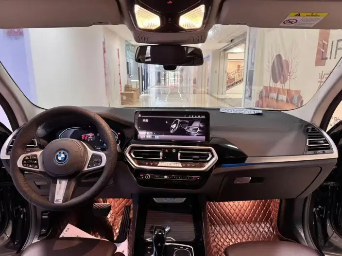 BMW iX3 2022 Model Leading Model – фото 8