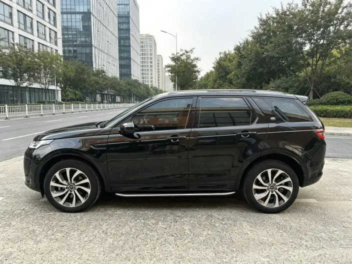 Land Rover Discovery Sport 2022 Model Facelift II 249PS R-Dynamic SE Performance Technology Edition 5 seat