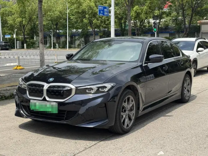 BMW i3 2023 Model eDrive35L – фото 1