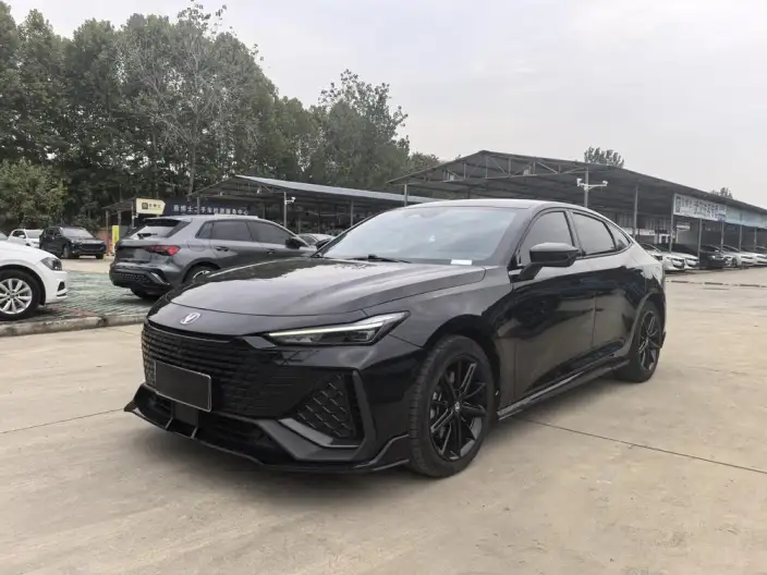 Changan UNI-V 2023 Model 2.0T Leading speed Edition