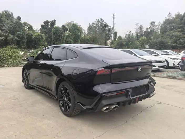 Changan UNI-V 2023 Model 2.0T Leading speed Edition