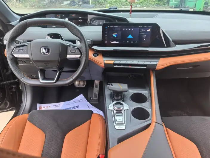 Changan UNI-V 2023 Model 2.0T Leading speed Edition – фото 10