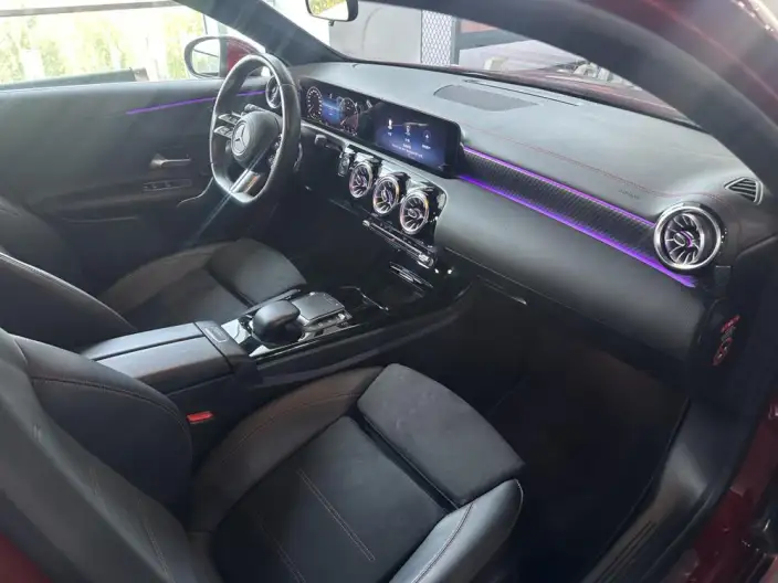 Mercedes-Benz A-class 2023 Model A 200 L Sports sedan Fashion Edition – фото 9