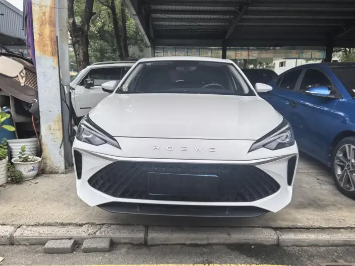 Roewe i5 2026 Model 1.5L CVT Deluxe Edition