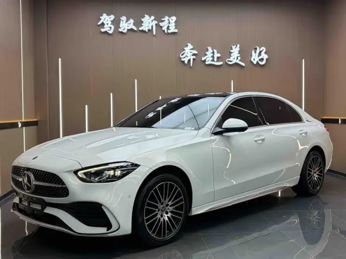 Mercedes-Benz C-Class 2023 Model C 260 L Sports Edition – фото 1