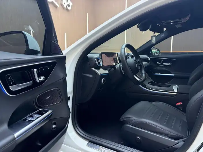 Mercedes-Benz C-Class 2023 Model C 260 L Sports Edition – фото 8