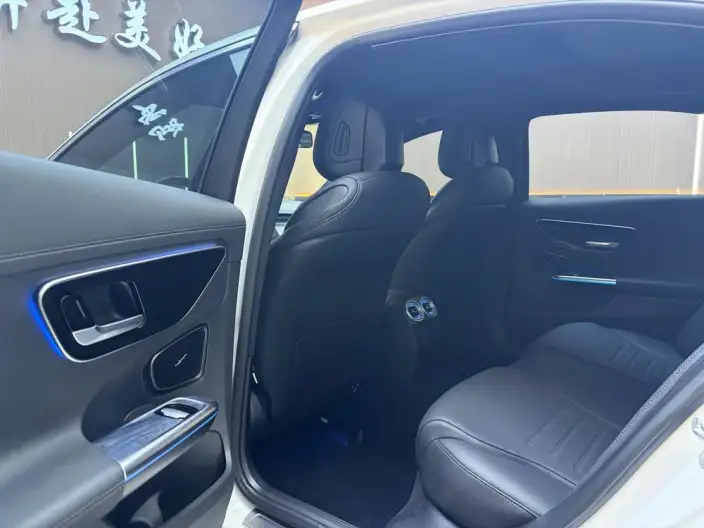 Mercedes-Benz C-Class 2023 Model C 260 L Sports Edition – фото 9