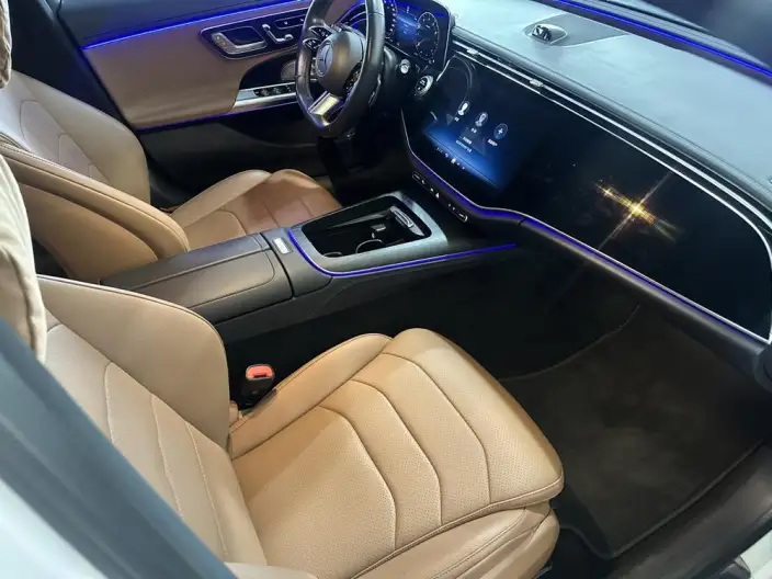 Mercedes-Benz E-Class 2024 Model E 260 L Sports sedan – фото 8