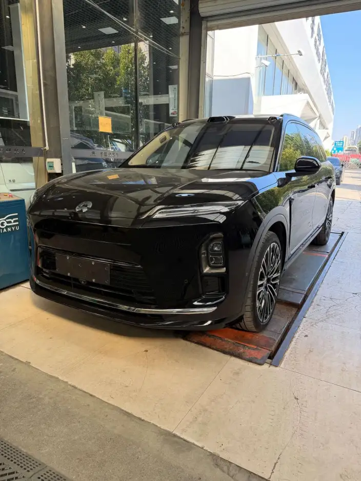 NIO ES8 2026 Model VI seat Executive Signature Edition – фото 1
