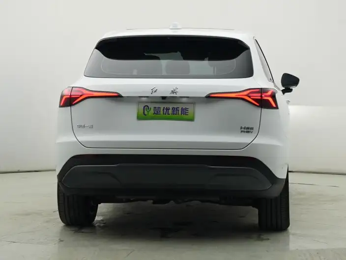 HONGQI HS6 PHEV 2026 Model 240 Smart Hybrid Edition – фото 6