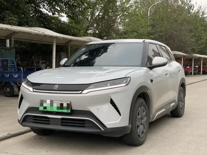 Yuan UP 2025 Model Smart Driving Edition 401KM Vitality Edition – фото 1