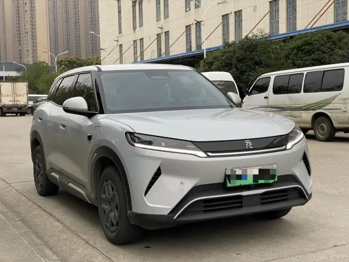 Yuan UP 2025 Model Smart Driving Edition 401KM Vitality Edition – фото 3