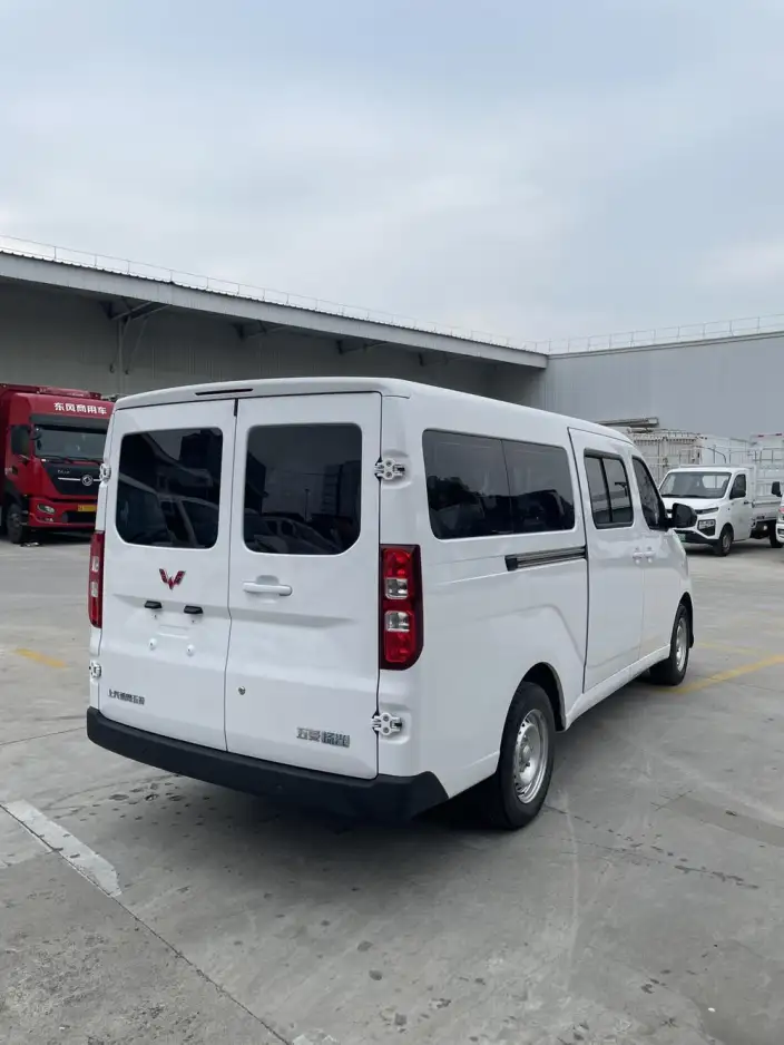 Wuling Yangguang 2024 Model 300km Comfort Model Passenger car Edition 75kW – фото 5