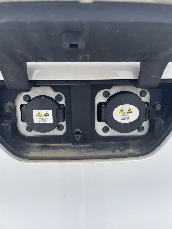 Wuling Yangguang 2024 Model 300km Comfort Model Passenger car Edition 75kW – фото 7
