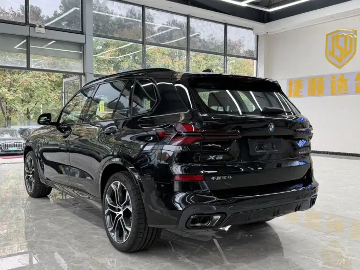 BMW X5 2026 Model Facelift xDrive40Li M Sports Night Set – фото 5