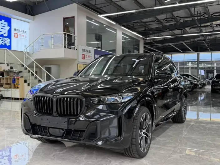 BMW X5 2026 Model Facelift xDrive40Li M Sports Night Set – фото 9