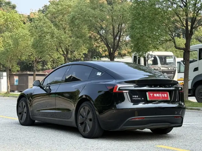 Model 3 2023 Model Rear-wheel drive version – фото 4