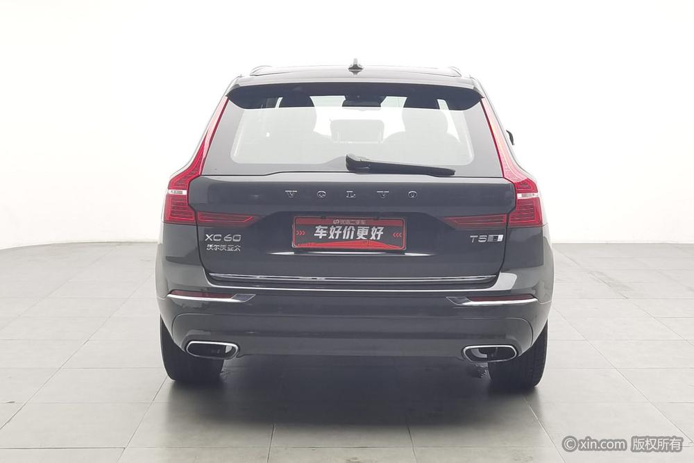 Volvo XC60 2020 T5 AWD Smart Luxury – фото 3