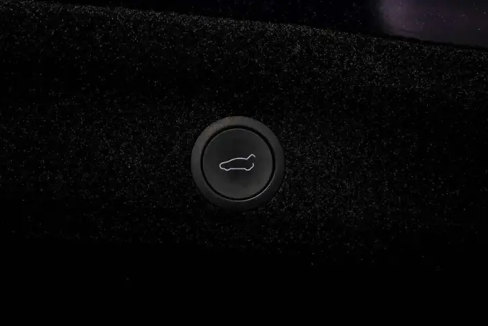 Model Y 2025 Model Rear-wheel drive version – фото 8