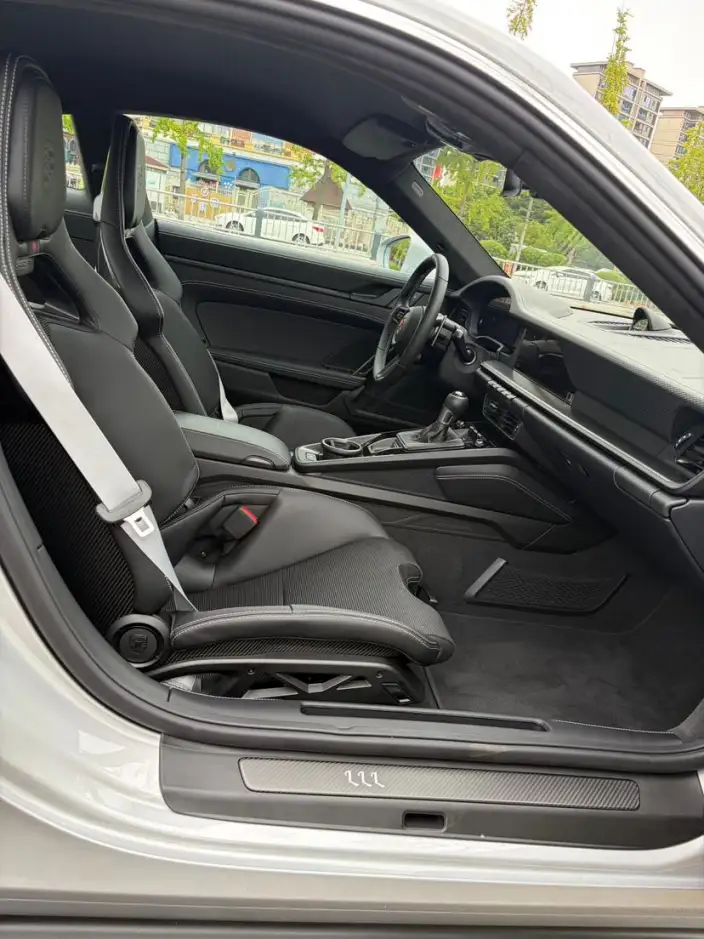 PORSCHE 911 2025 Model GT3 Touring 4.0L – фото 7