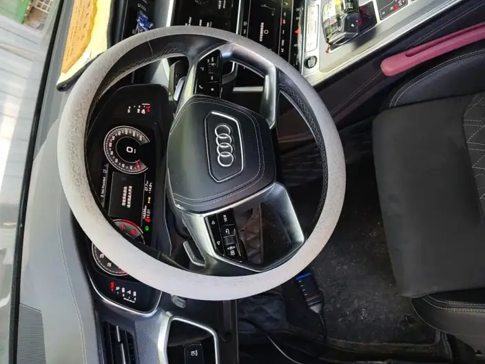 Audi A7 L 2024 Model 45 TFSI quattro Luxury Model – фото 7