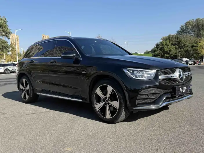 Mercedes-Benz GLC 2022 Model Facelift GLC 300 L 4MATIC Dynamic Model Collector Edition – фото 3