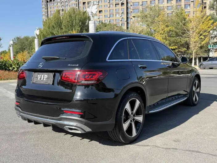 Mercedes-Benz GLC 2022 Model Facelift GLC 300 L 4MATIC Dynamic Model Collector Edition – фото 7