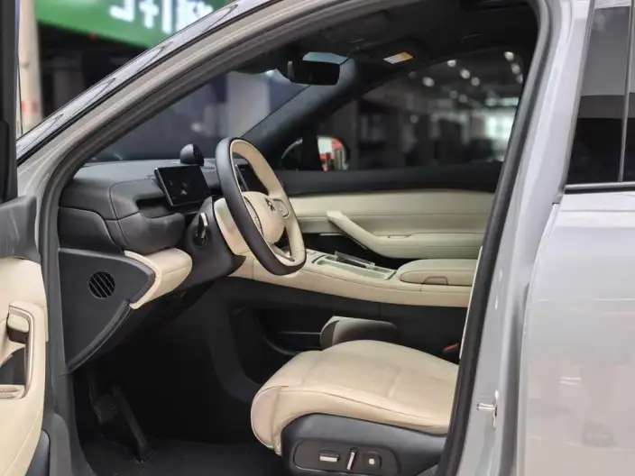 NIO ES6 2024 Model 75kWh – фото 8