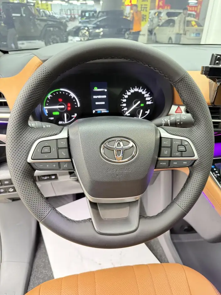 Toyota Sienna 2024 Model Hybrid 2.5L Comfort Edition – фото 9