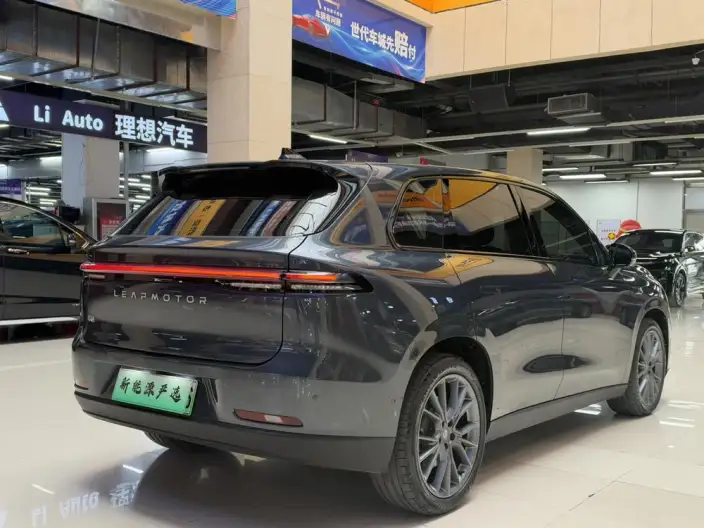 Leapmotor C10 2024 Model EV Edition 530 Smart Edition – фото 5