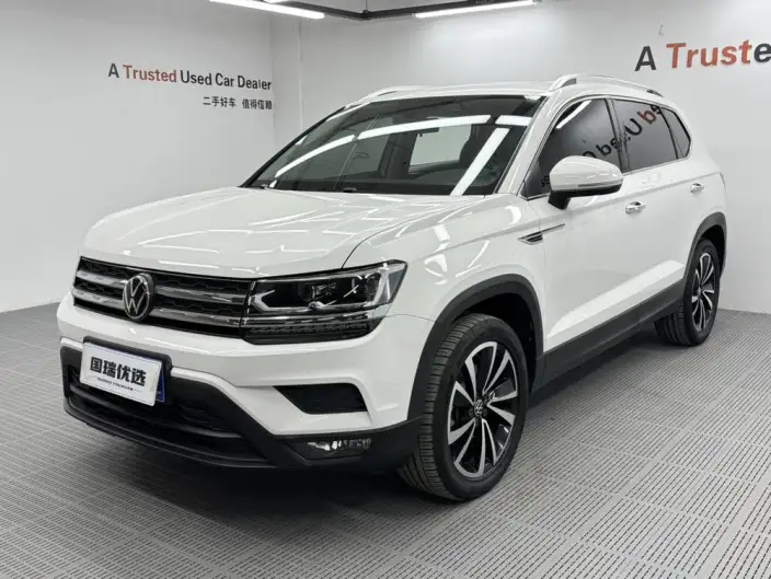 Volkswagen Tharu 2022 Model 280TSI 2WD Deluxe Edition – фото 1