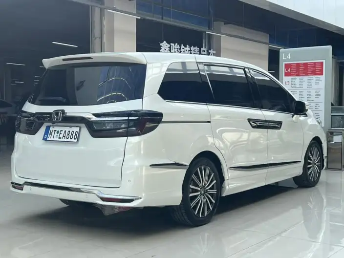 Honda Elysion 2022 Model 2.0L Hybrid Deluxe Edition – фото 6
