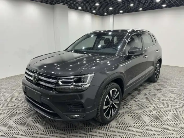 Volkswagen Tharu 2022 Model 280TSI 2WD Deluxe Edition – фото 1